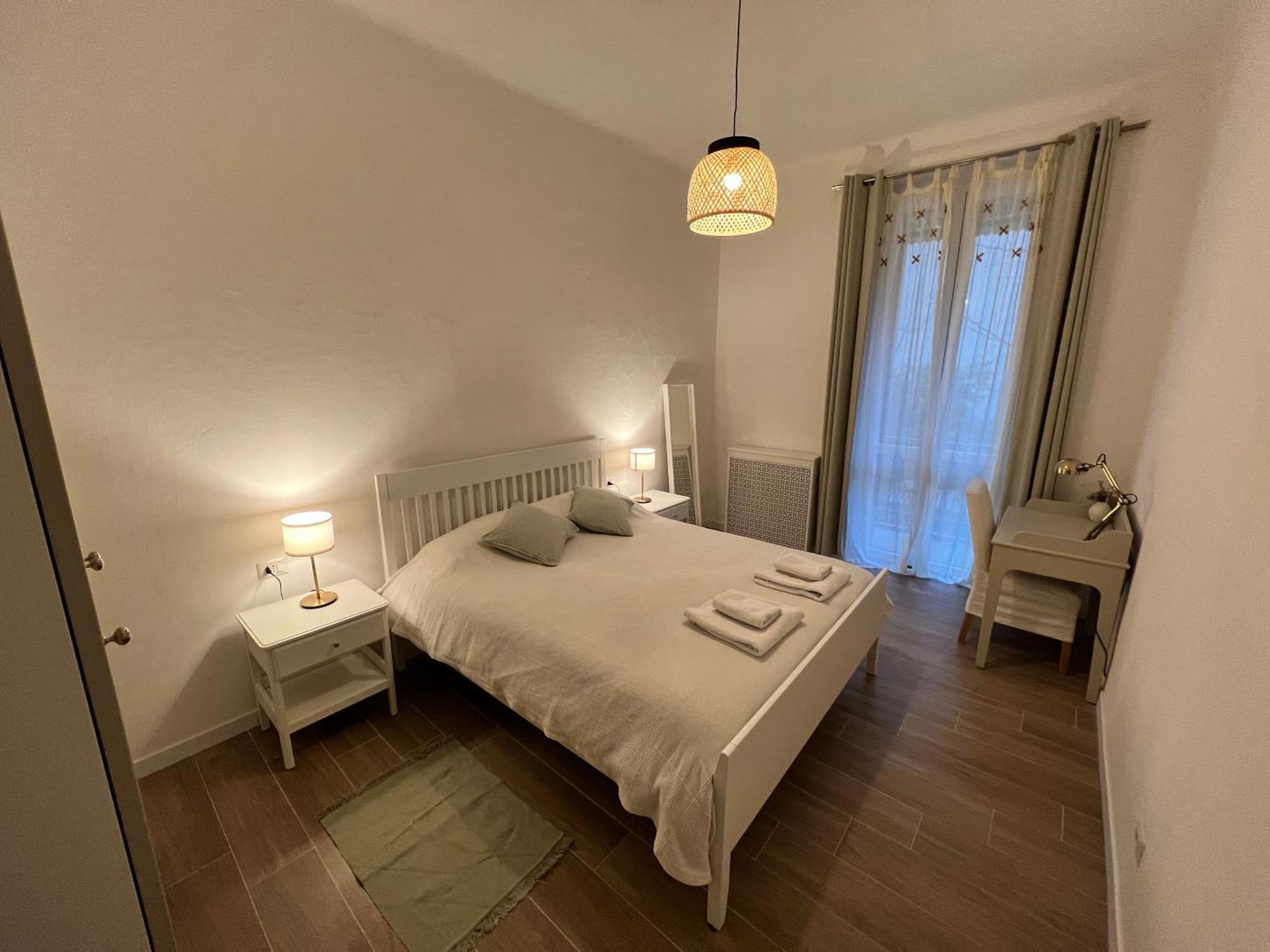 Spacious 3 Bedroom Apartment Milano Esterno foto