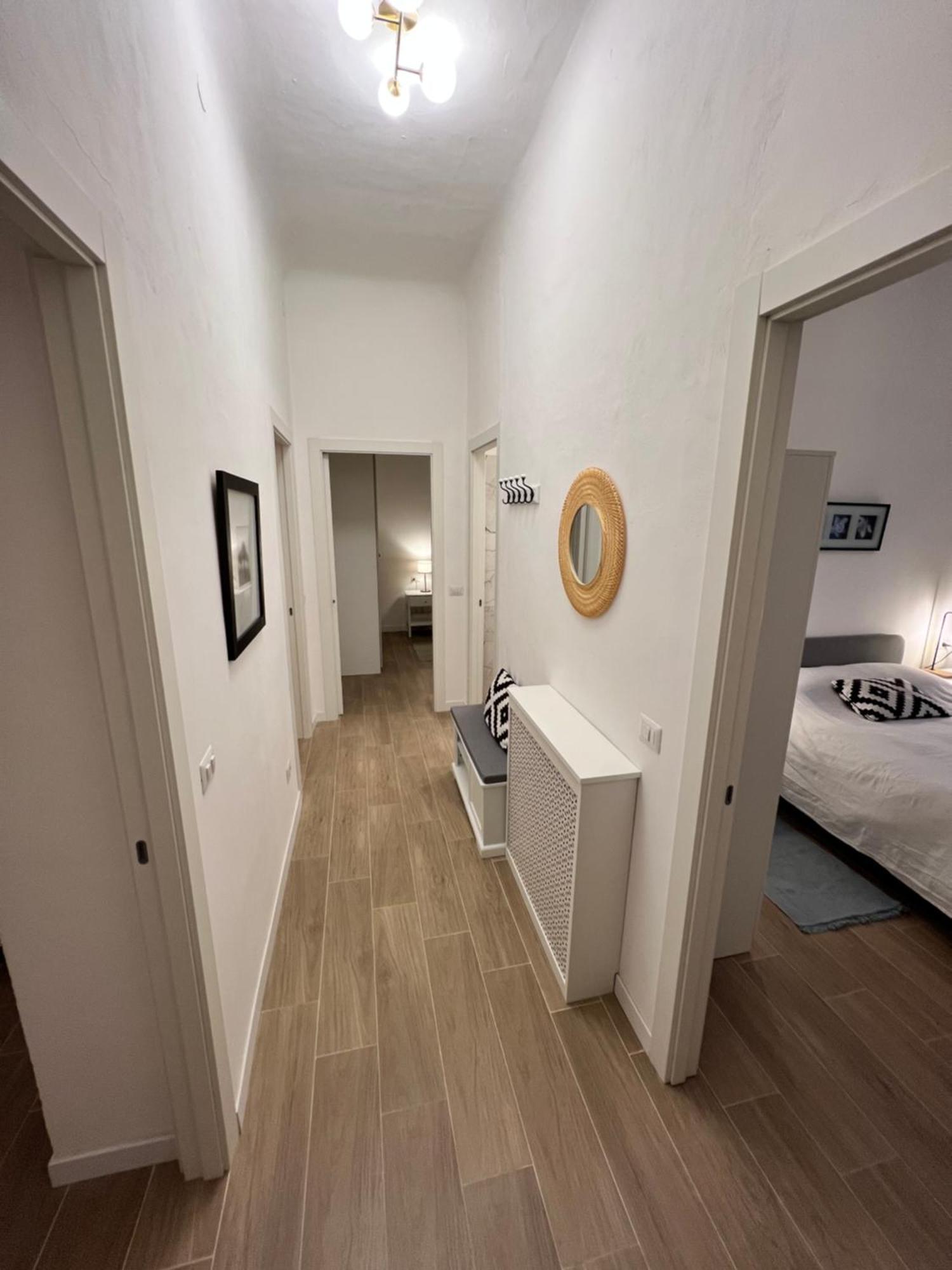 Spacious 3 Bedroom Apartment Milano Esterno foto