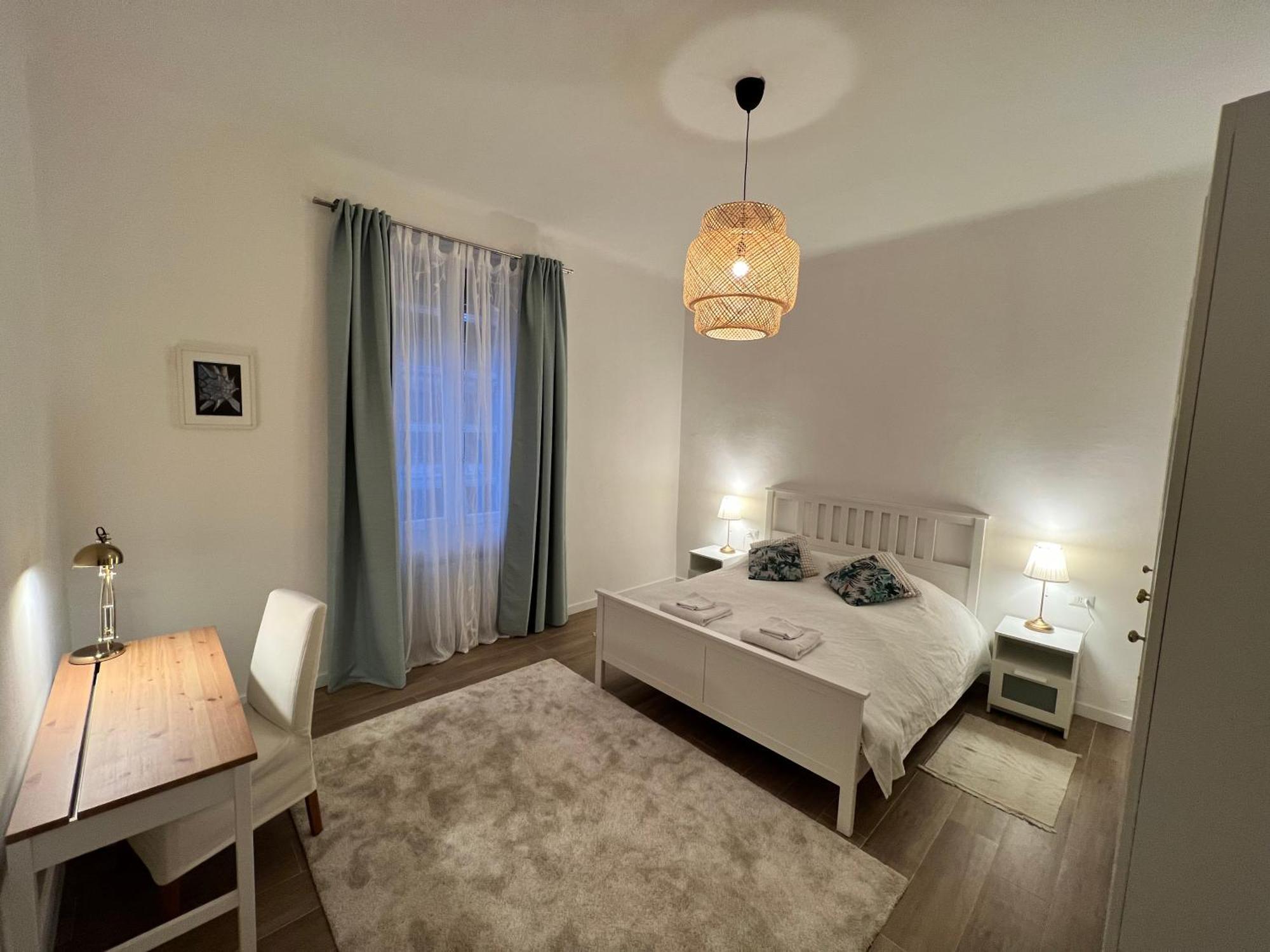 Spacious 3 Bedroom Apartment Milano Esterno foto